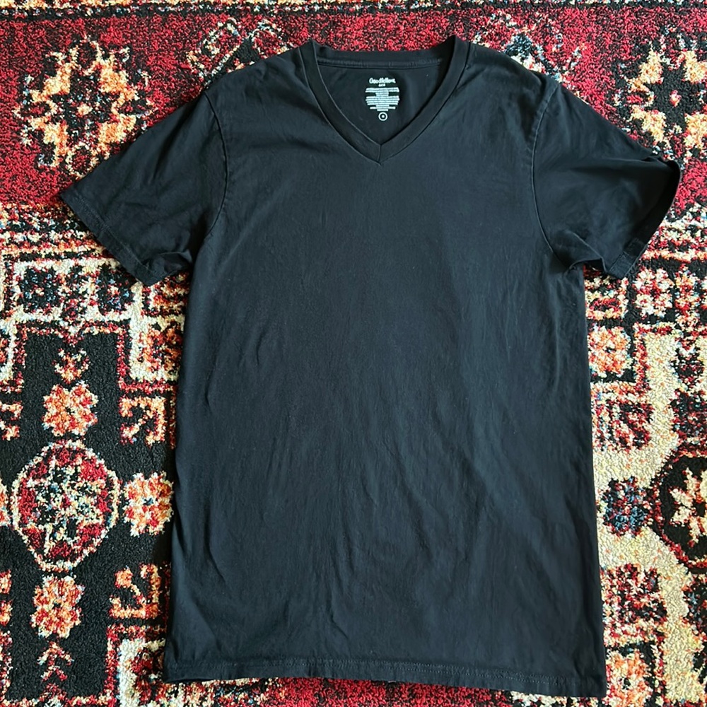Goodfellow & Co Men's Black V-Neck Tee Size M